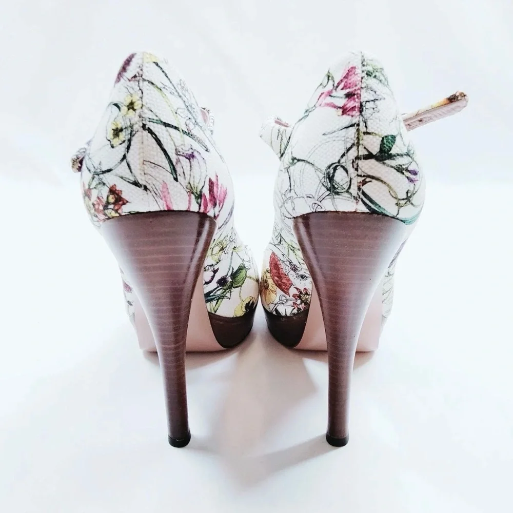 Gucci Pumps Floral Whites Cotton Design Heel